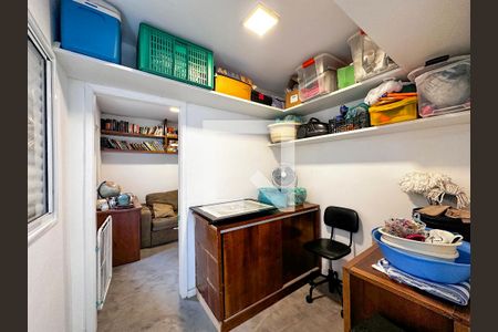 Casa à venda com 178m², 3 quartos e 2 vagasQuarto de Serviço