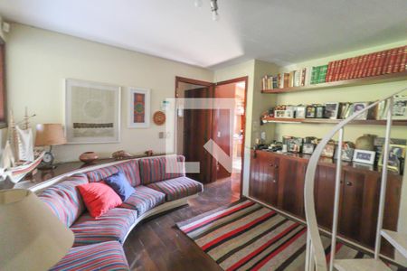 Casa à venda com 443m², 4 quartos e 3 vagasSala 2