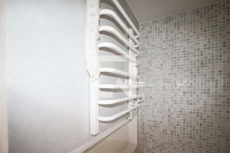 Apartamento à venda com 121m², 2 quartos e 2 vagasBanheiro da Suíte 1