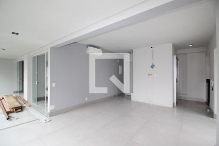 Sala de apartamento à venda com 2 quartos, 121m² em Indianópolis, São Paulo