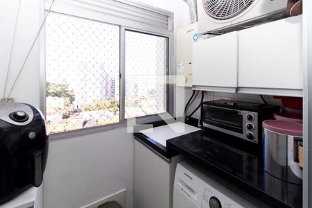 Apartamento para alugar com 60m², 3 quartos e 1 vagaÁrea de Serviço