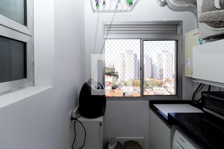 Apartamento para alugar com 60m², 3 quartos e 1 vagaÁrea de Serviço