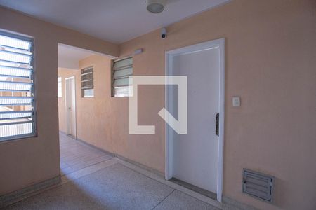 Studio à venda com 49m², 1 quarto e sem vagaPorta de entrada apartamento