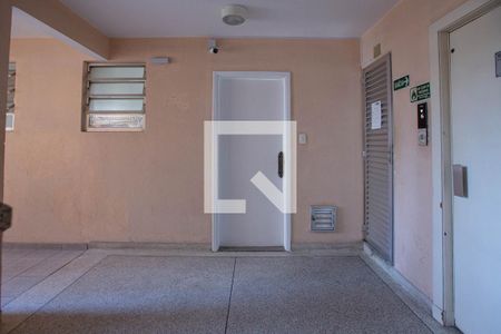 Studio à venda com 49m², 1 quarto e sem vagaPorta de entrada apartamento