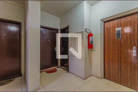 Apartamento à venda com 106m², 4 quartos e sem vagaHall social