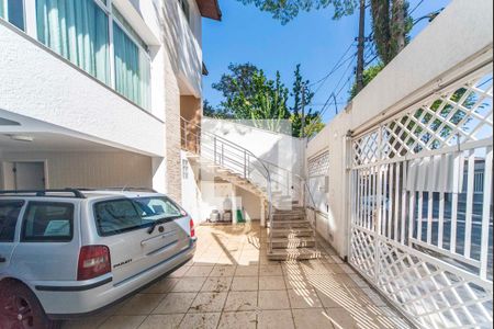 Casa à venda com 395m², 3 quartos e 4 vagasGaragem