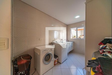 Casa à venda com 395m², 3 quartos e 4 vagasÁrea de Serviço