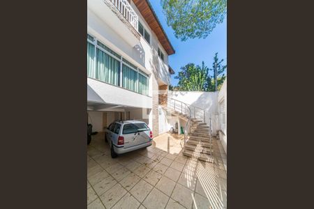 Casa à venda com 395m², 3 quartos e 4 vagasGaragem