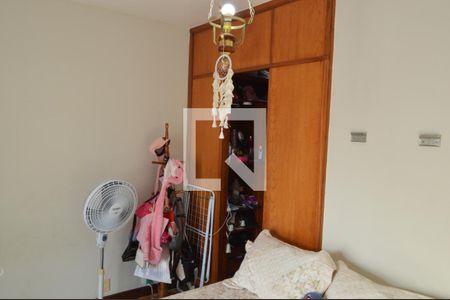 Casa de condomínio à venda com 150m², 3 quartos e 4 vagasQuarto 2