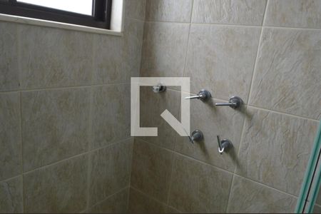 Casa de condomínio à venda com 150m², 3 quartos e 4 vagasBanheiro da Suíte