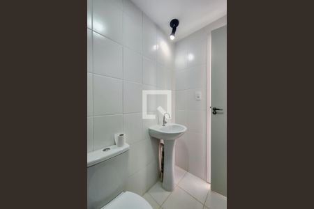 Apartamento para alugar com 45m², 2 quartos e sem vaga Apartamento para alugar com 45m², 2 quartos e sem vagaBanheiro
