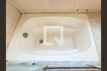 Apartamento à venda com 92m², 3 quartos e 1 vagaBanheiro da Suíte 1