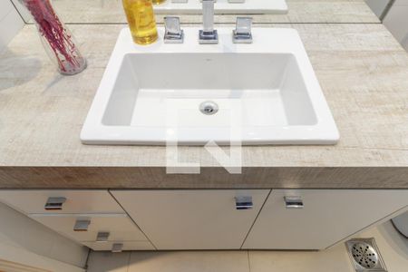 Apartamento à venda com 120m², 3 quartos e 2 vagasBanheiro 2
