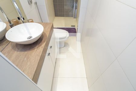 Apartamento à venda com 120m², 3 quartos e 2 vagasBanheiro 1 - Suíte