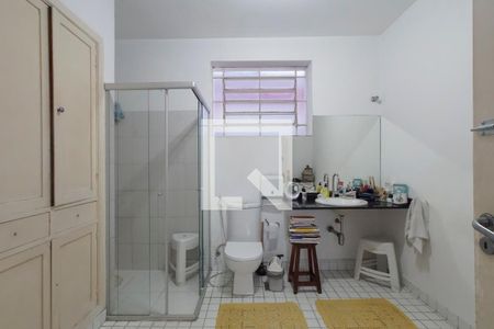 Casa à venda com 322m², 4 quartos e 3 vagasBanheiro