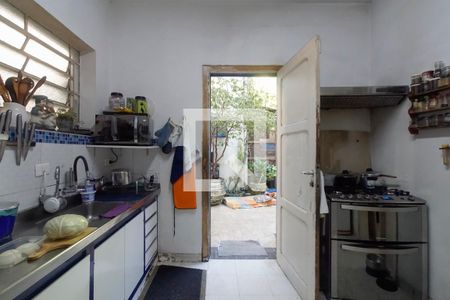 Casa à venda com 322m², 4 quartos e 3 vagasCozinha