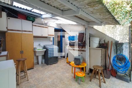 Casa à venda com 322m², 4 quartos e 3 vagasÁrea de Serviço