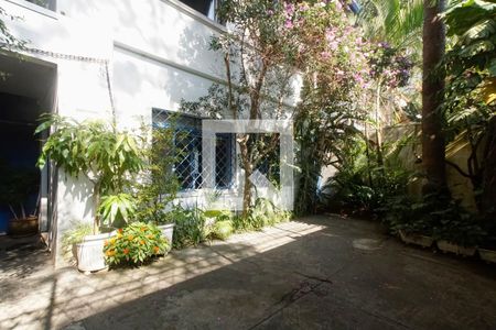 Casa à venda com 322m², 4 quartos e 3 vagasÁrea Externa