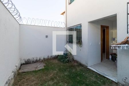 Casa à venda com 138m², 3 quartos e 1 vagaQuintal