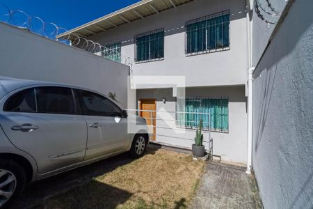 Casa à venda com 138m², 3 quartos e 1 vagaFachada