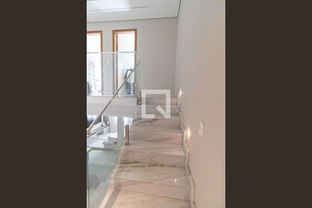 Casa à venda com 138m², 3 quartos e 1 vagaEscada