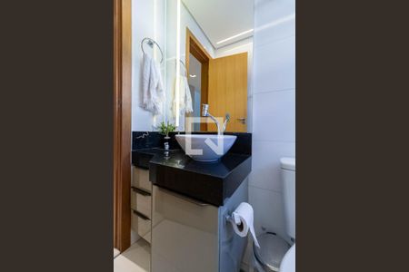 Casa à venda com 138m², 3 quartos e 1 vagaBanheiro social 