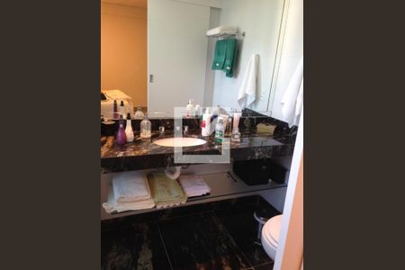 Studio à venda com 29m², 1 quarto e sem vagaBanheiro