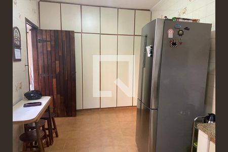 Casa à venda com 150m², 3 quartos e 2 vagas