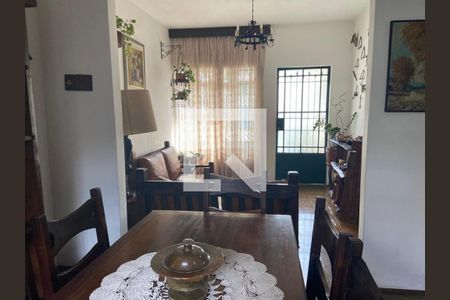 Casa à venda com 150m², 3 quartos e 2 vagas