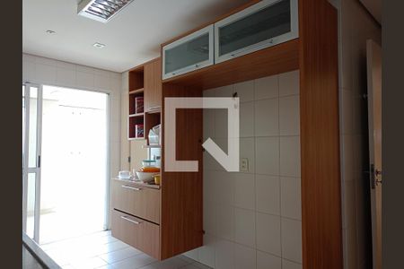 Apartamento à venda com 177m², 4 quartos e 3 vagasCozinha