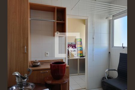 Apartamento à venda com 177m², 4 quartos e 3 vagasCozinha