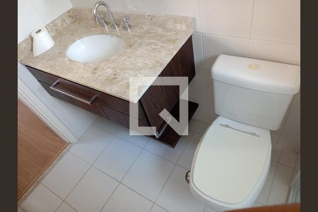 Apartamento à venda com 177m², 4 quartos e 3 vagasBanheiro Quarto 3