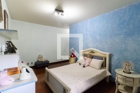 Casa para alugar com 640m², 4 quartos e 6 vagas Casa para alugar com 640m², 4 quartos e 6 vagasSuíte 1