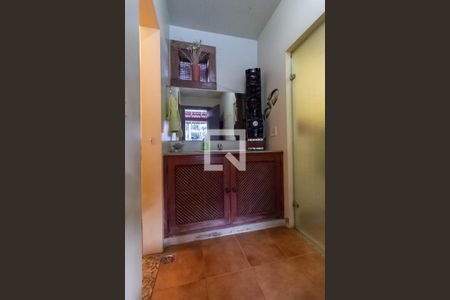 Casa para alugar com 640m², 4 quartos e 6 vagas Casa para alugar com 640m², 4 quartos e 6 vagasLavabo