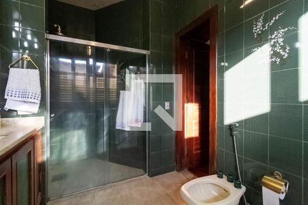 Casa para alugar com 640m², 4 quartos e 6 vagas Casa para alugar com 640m², 4 quartos e 6 vagasBanheiro da suíte 2 - Master