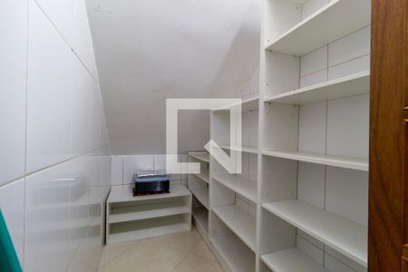 Casa à venda com 500m², 4 quartos e 2 vagasDespensa - Cozinha