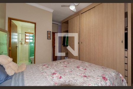 Casa à venda com 500m², 4 quartos e 2 vagasSuíte 3