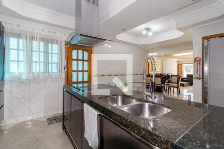 Casa à venda com 500m², 4 quartos e 2 vagasCozinha