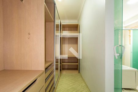 Casa à venda com 500m², 4 quartos e 2 vagasCloset - Suíte 4