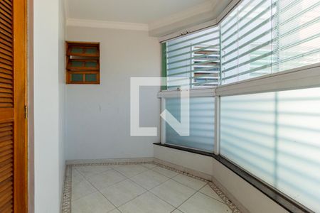 Casa à venda com 500m², 4 quartos e 2 vagasVaranda - Suíte 1