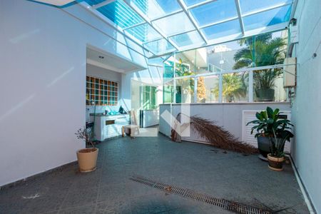 Casa à venda com 500m², 4 quartos e 2 vagasQuintal