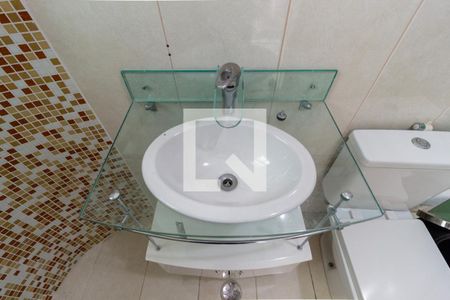 Casa à venda com 500m², 4 quartos e 2 vagasDetalhe Banheiro - Suíte 2