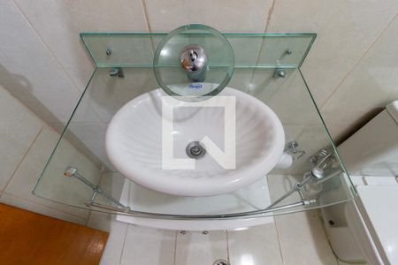 Casa à venda com 500m², 4 quartos e 2 vagasDetalhe Banheiro - Suíte 1