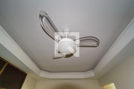 Casa à venda com 500m², 4 quartos e 2 vagasDetalhe - Sala de TV