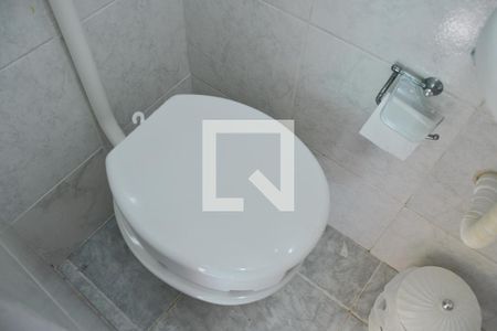 Casa à venda com 111m², 2 quartos e 2 vagasBanheiro 2