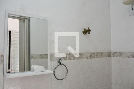 Casa à venda com 111m², 2 quartos e 2 vagasBanheiro 2