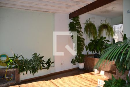 Casa à venda com 111m², 2 quartos e 2 vagasÁrea Externa