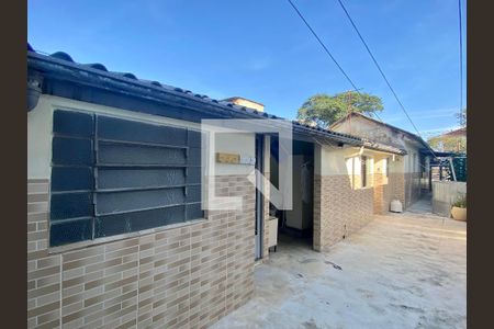 Casa à venda com 245m², 3 quartos e 2 vagas Casa à venda com 245m², 3 quartos e 2 vagasQuintal