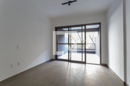 Sala/Quarto de kitnet/studio à venda com 1 quarto, 33m² em Moema, São Paulo