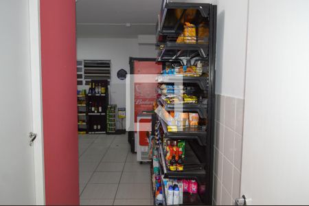 Apartamento à venda com 48m², 1 quarto e sem vagaMini Mercado